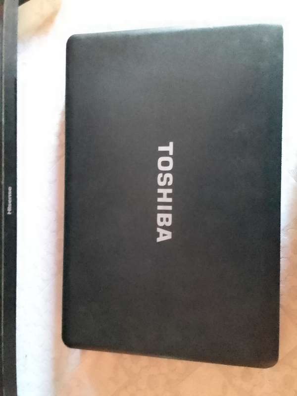 Toshiba Satellite C660 Laptop (Read)