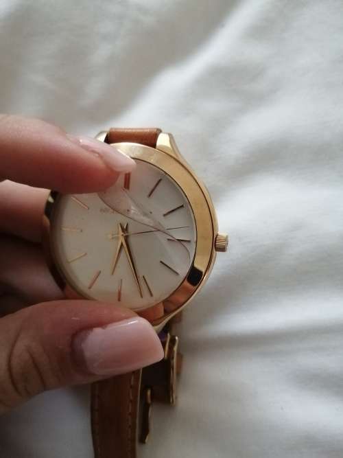 Original Michael Kors Rosegold Watch Ladies * Sells for R3400 *
