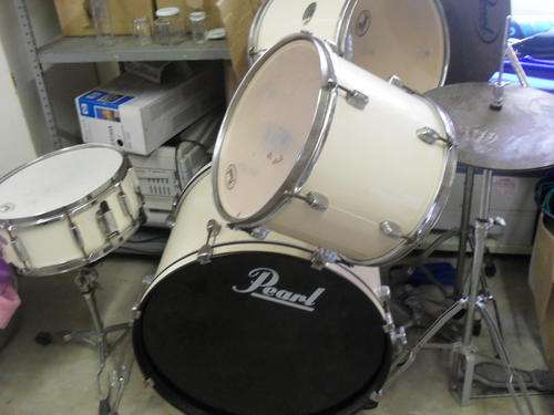 Pearl Drums