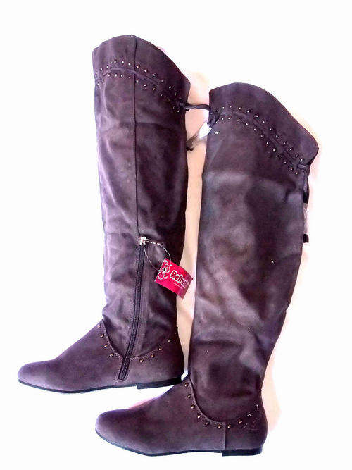 Thigh High Studded Flat Heel Grey Boot SA Size: 5