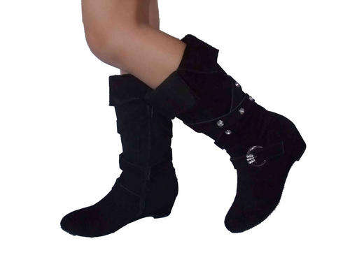 Suedette Buckle Diamante Black Boot SA Size 7