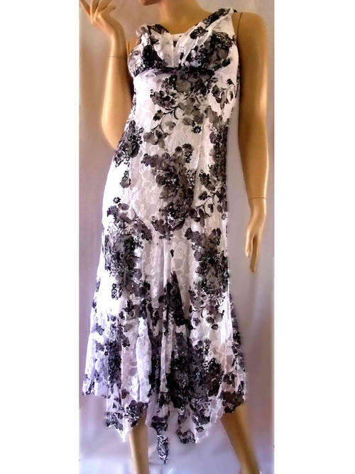 Glamorous Floral Lace Dress Lined  32/34