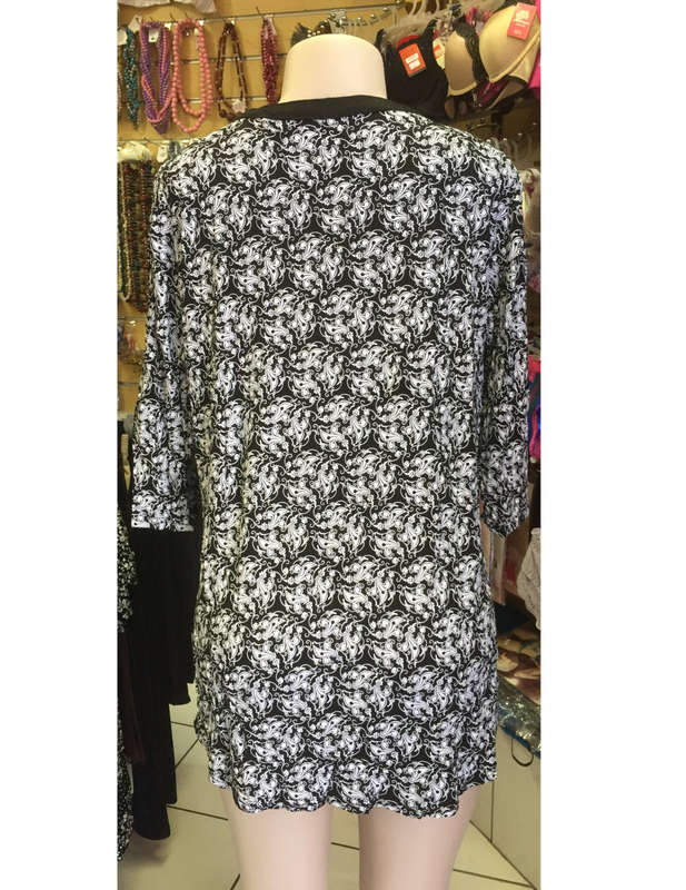 3/4 Sleeve Notch Neck Printed Tunic Black Size 42-44