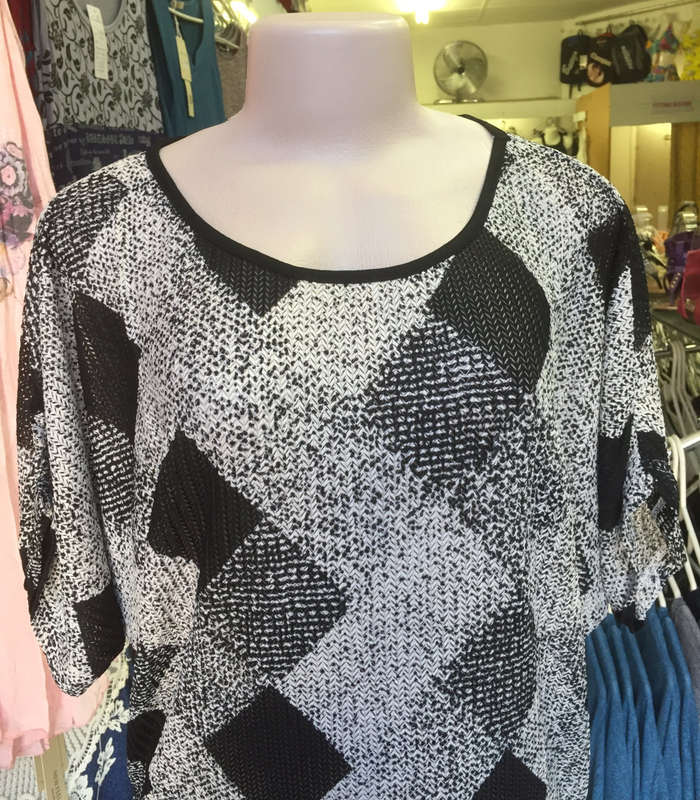 Short Sleeve Round Neck Viscose Top Size 38-40
