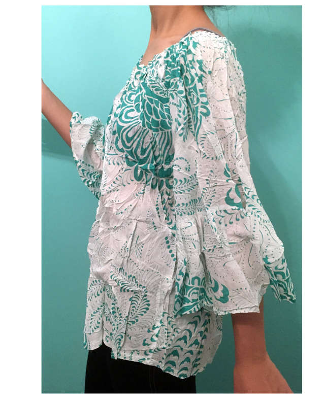 Off The Shoulder Loose Bat Horn Sleeve Top 2 Colors