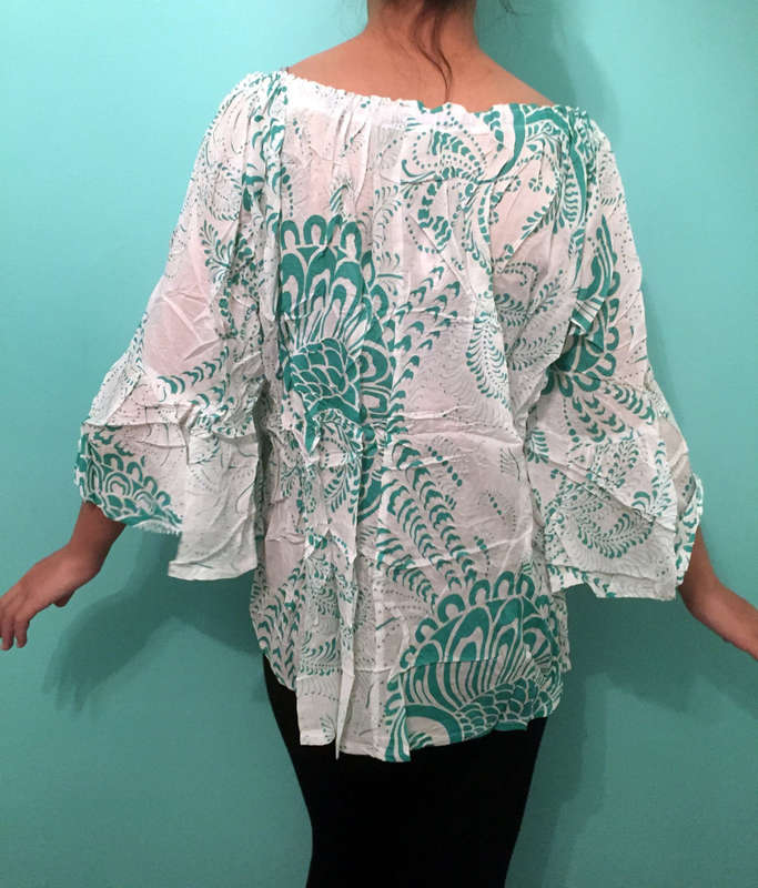 Off The Shoulder Loose Bat Horn Sleeve Top 2 Colors