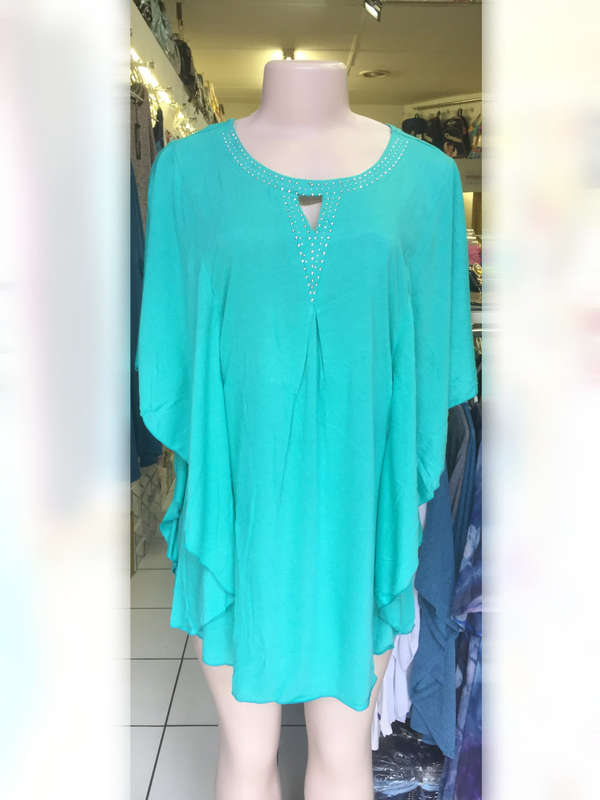 Super Comfy Flutter Tunic Top Studded Neckline Size 44-46
