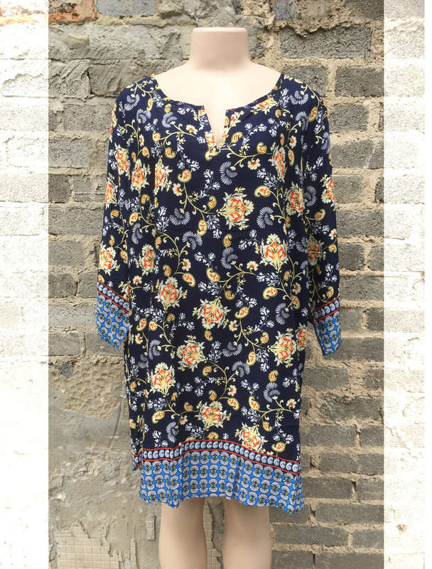 Slit Round Neck 3/4 Sleeve Shift Long Top Size 40 - 42