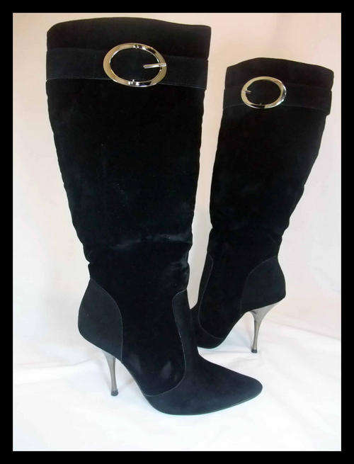 FASHION, ELEGANT BLACK BOOTS - SIZE 6