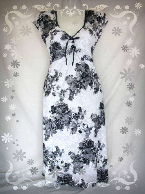 ****NEW ARRIVAL****SWEET Floral LACE Dress - Black/34