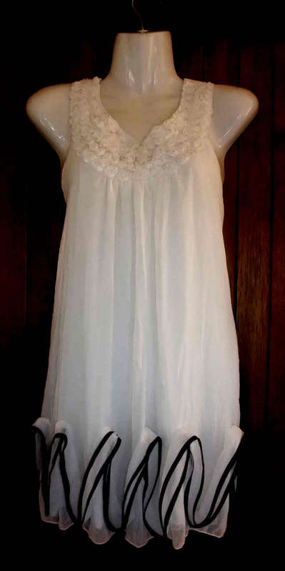****NEW ARRIVAL**** CHARMING CHIFFON LONG TOP ,M