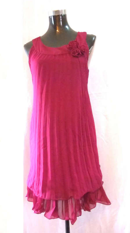 SPECIAL !!! 60% Off. Elegant Pink Chiffon Pleated Dress Rose Front With Belt  Size 34/36