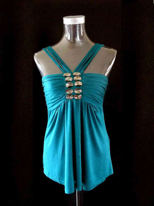 STUNNING BLUE TOP.SIZE: 34/36