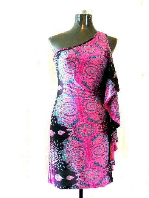 ONE SHOULDER TRENDY DRESS 32/34