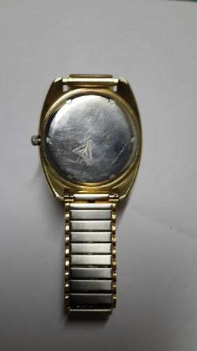 Omega Electronic F300Hz Geneve Chronometer Gold Plated Watch