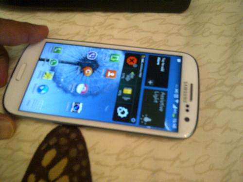SAMSUNG Galaxy S3 i9300 32GB (Marble White) with Screen Protection+2*Covers