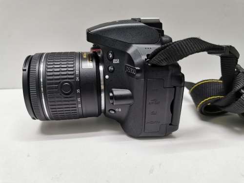 Nikon D5300 DSLR 24.2MP with 18-55mm DX VR Lens