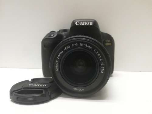 Canon EOS 800D