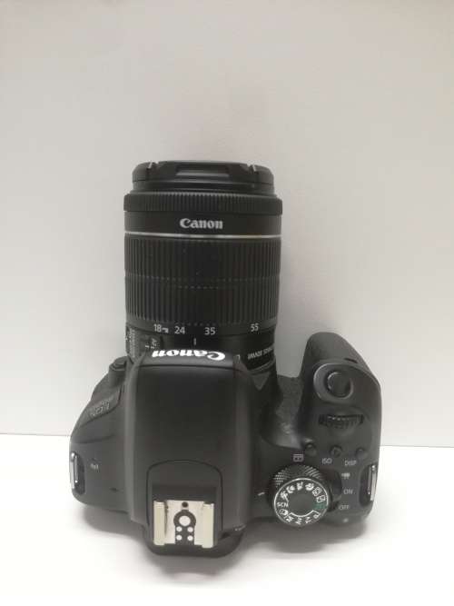 Canon EOS 800D