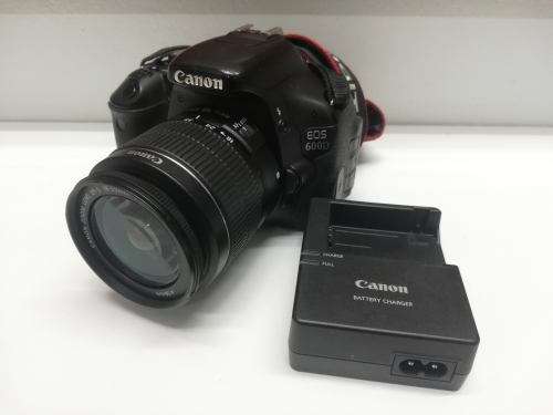 Canon EOS 600D_18 mpx_18-55mm kit lens