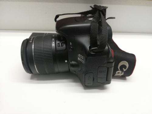 Canon EOS 600D_18 mpx_18-55mm kit lens