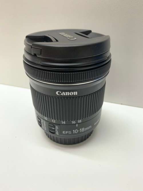 Canon zoom lens EF-S 10-18mm 1:4.5-5.6 IS STM