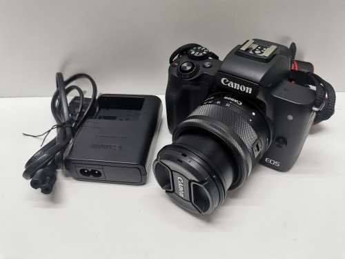 CANON EOS M50 MARK II MIRRORLESS CAMERA WITH 15-45MM LENS