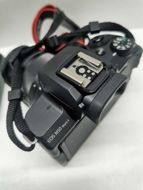 CANON EOS M50 MARK II MIRRORLESS CAMERA WITH 15-45MM LENS