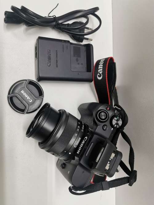 CANON EOS M50 MARK II MIRRORLESS CAMERA WITH 15-45MM LENS
