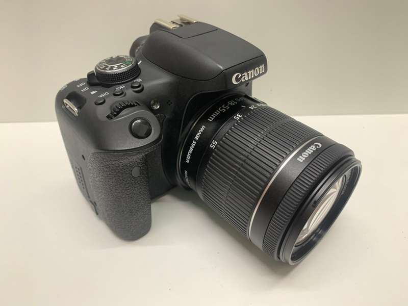 Canon EOS 750D Dslr Camera, 24.2Mpx, 18-55mm lens