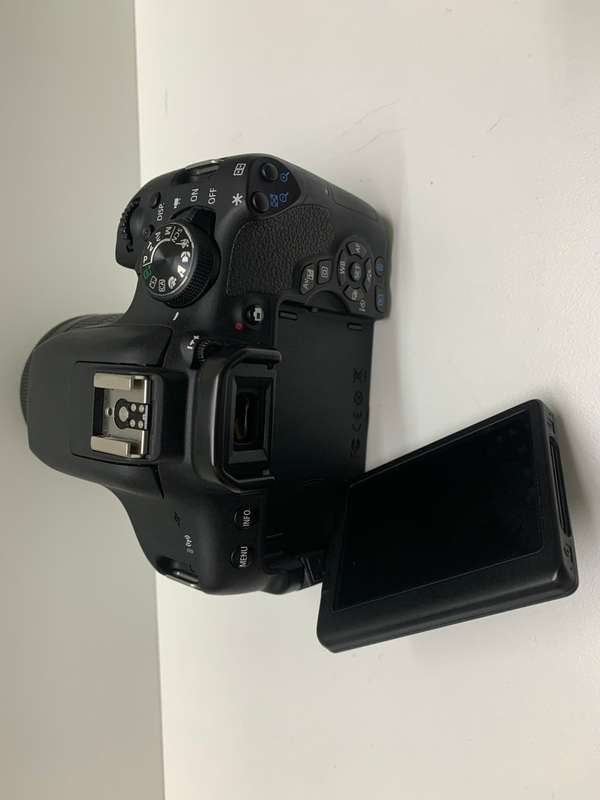 Canon EOS 750D Dslr Camera, 24.2Mpx, 18-55mm lens
