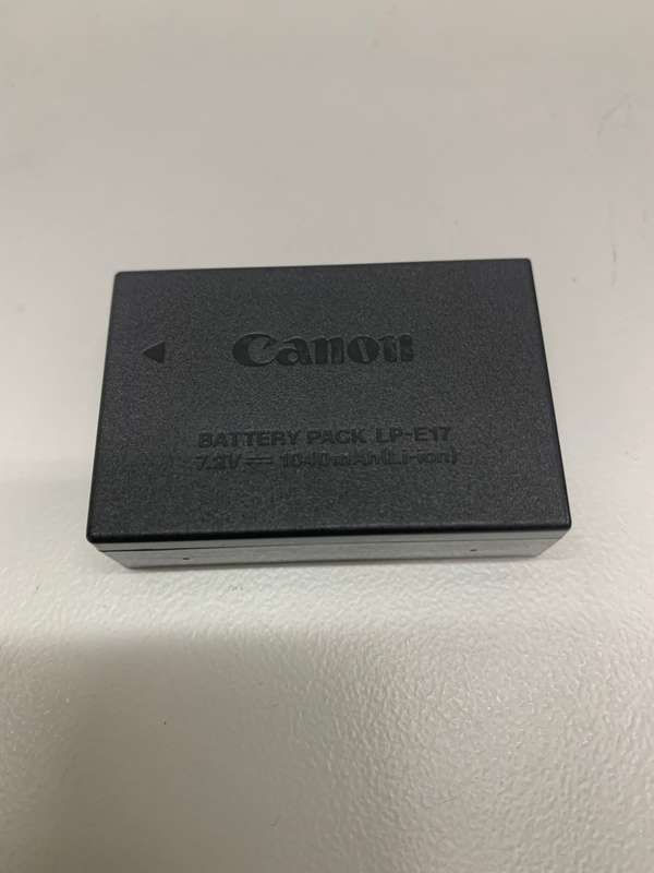 Original canon LP-E 17 battery
