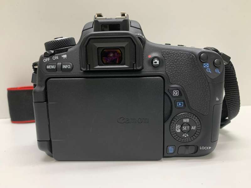 Canon EOS 760D, 24.2 MPx  (Body only) DSLR Camera