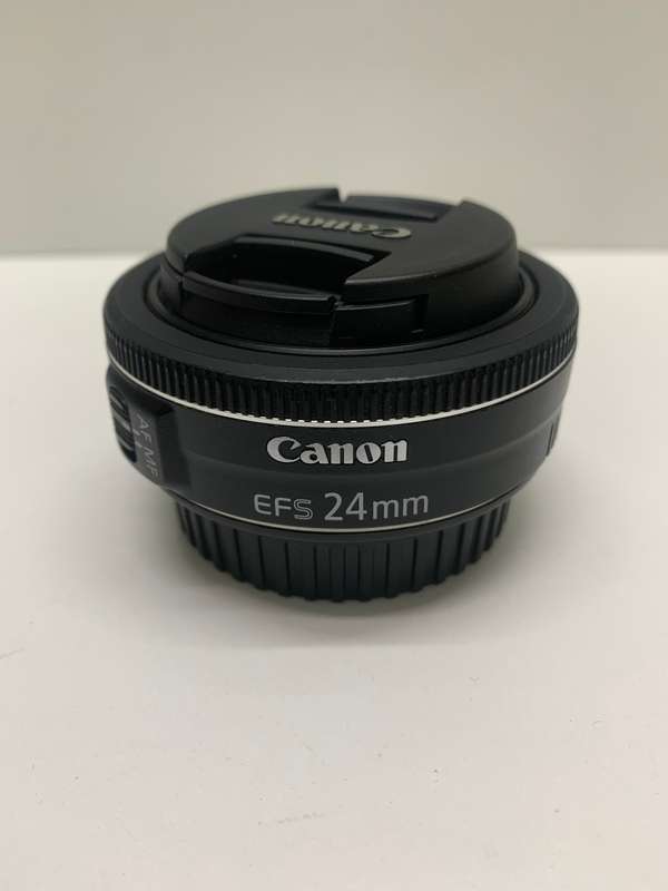 Canon lens EF-S 24mm f/2.8 STM