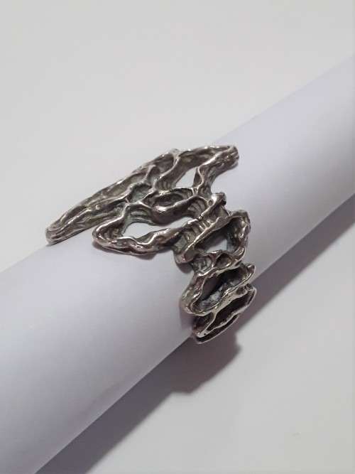 A rare Brutalist sterling silver ring.  Stunning design!!!