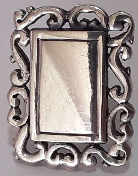 A superb pair of sterling solid silver earrings.