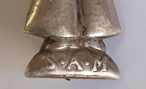 PAIR OF SA WW2 `SAILOR S.A.M` SILVER BADGES.