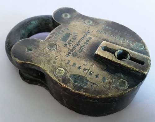 Antique large Chubb`s No. 1247549 Brass and Iron Padlock.100x60mm. No key.