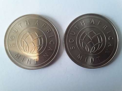 A lot of 4 x South African medallion and tokens.  1 bid takes all!