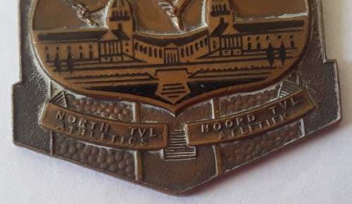 Vintage `North Transvaal Athletics / Noord Transvaal Atletiek` medallion.