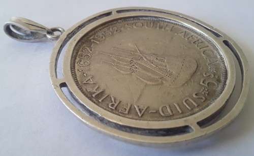 Silver South Africa 1952 5 Shilling Set In a Solid Silver Pendant. 45mm. 38.7 grams.