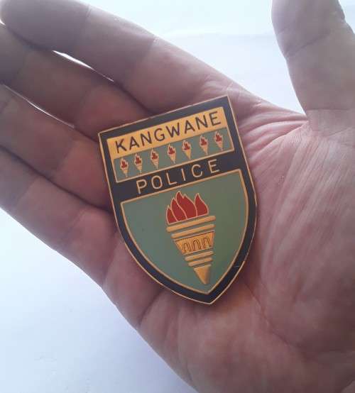 SADF Kangwane Police shoulder flash. Pins intact.