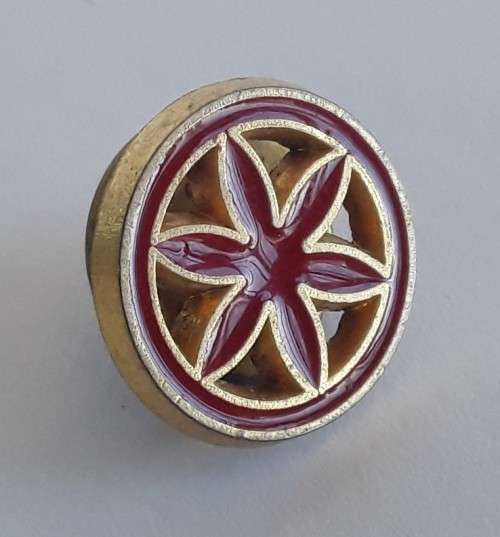 4 x Vintage Enameled Lapel Badges. Pins intact.