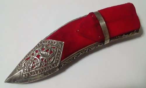 Vintage Gurkha Kukri Presentation Dagger.  Sterling Silver Scabbard.