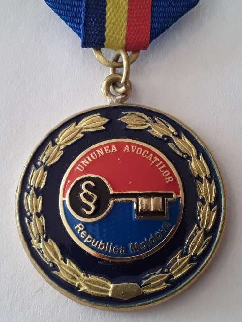 Moldovan `Uniunea Avocatilor` (Legal Bar Association) Service Medal.