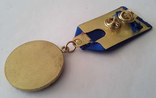 Moldovan `Uniunea Avocatilor` (Legal Bar Association) Service Medal.