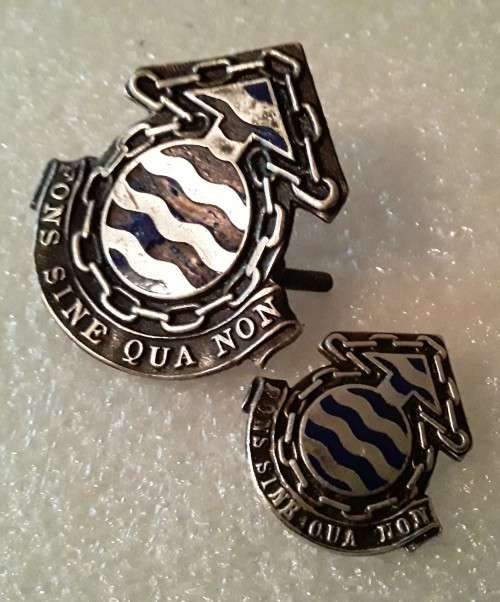 SADF Ordinance Corps Badge Set. 1 x Cap. 1 x Collar.