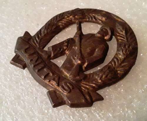 SADF `UNITAS` Commando Cap Badge.