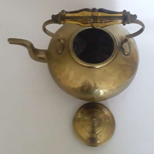 Antique Solid Brass Shallow-Shaped Toddy Kettle With Glass Handle. H: 22,5 cm.