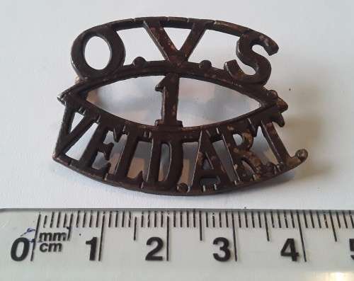Early `Oranje Vrystaat 1ste Bataljon (Bloemfontein) Veld Artillerie` Shoulder Title.